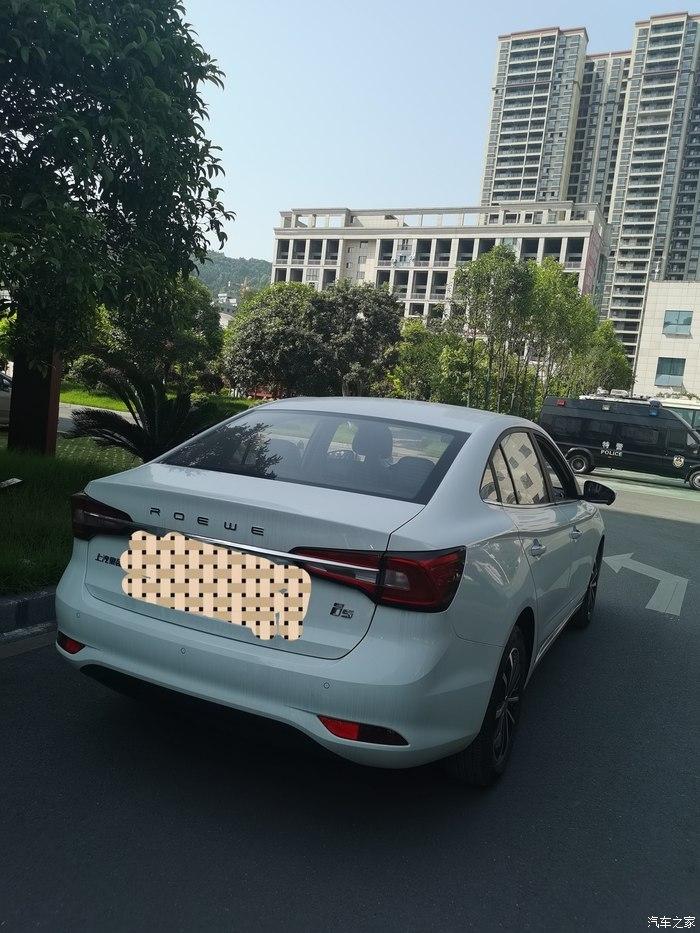 什么颜色的车显小 v2-ec1a87f26997cf676692f503c0f11a05_r.jpg