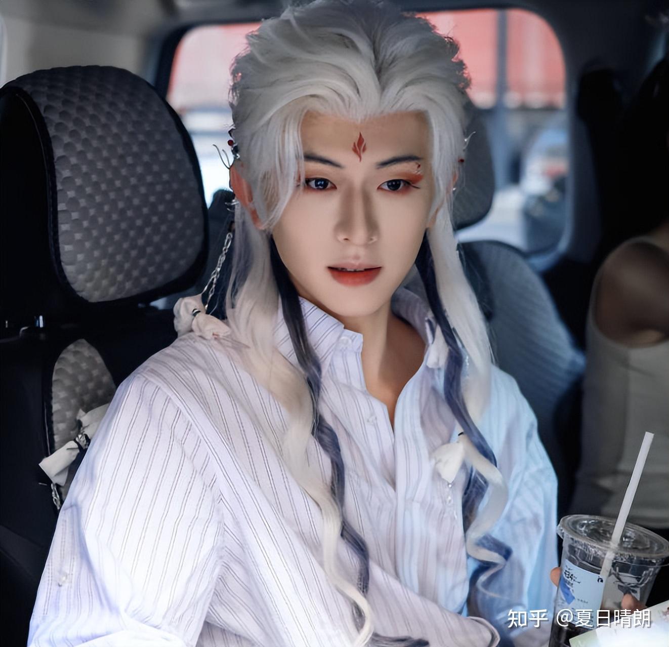 短剧演员撞脸长剧？刘润铭像任嘉伦靠角度，赵振栋像黎明是脑补！ - 知乎
