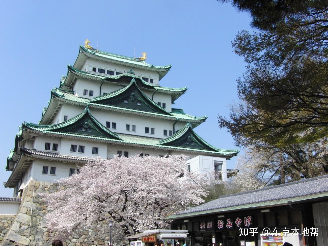 新瀉高田公園「高田公園」是一個位於新瀉縣上越市的賞櫻名景,建造