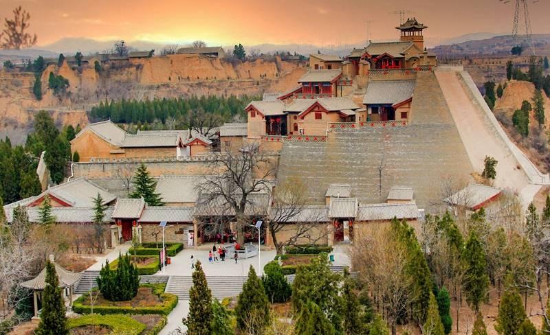 夏县堆云洞景区樱花绽放美如画