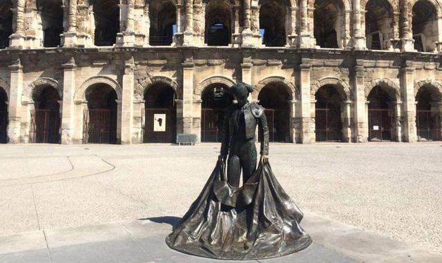 博物馆来转转,馆内收藏了许多17和18世纪西班牙,意大利,荷兰和法国的