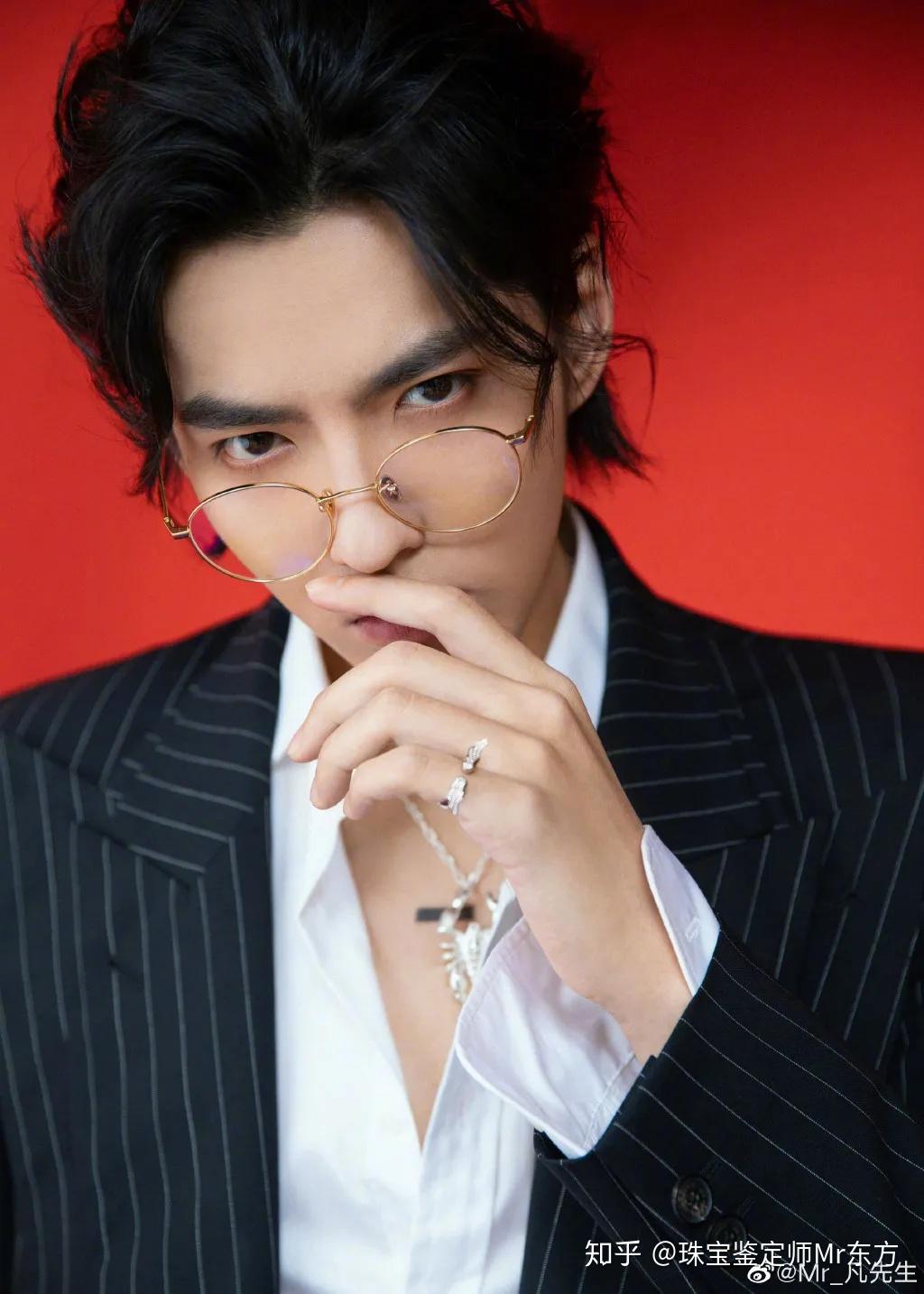 这次给我安利珠宝的居然是吴亦凡