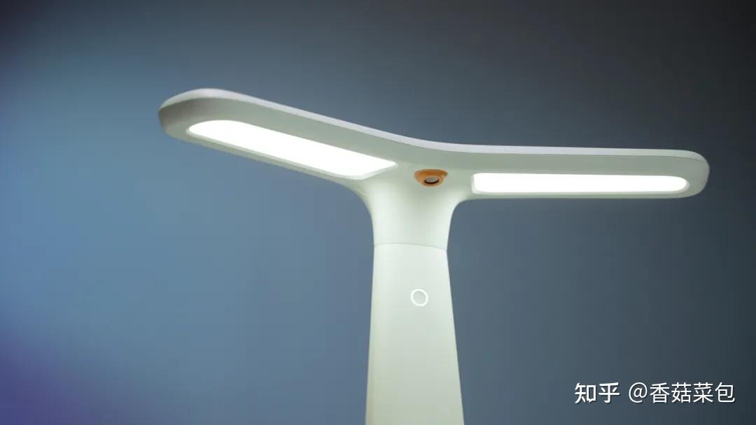 2023年护眼灯推荐 护眼台灯 辅导作业 大力智能作业灯测评体验 - 知乎