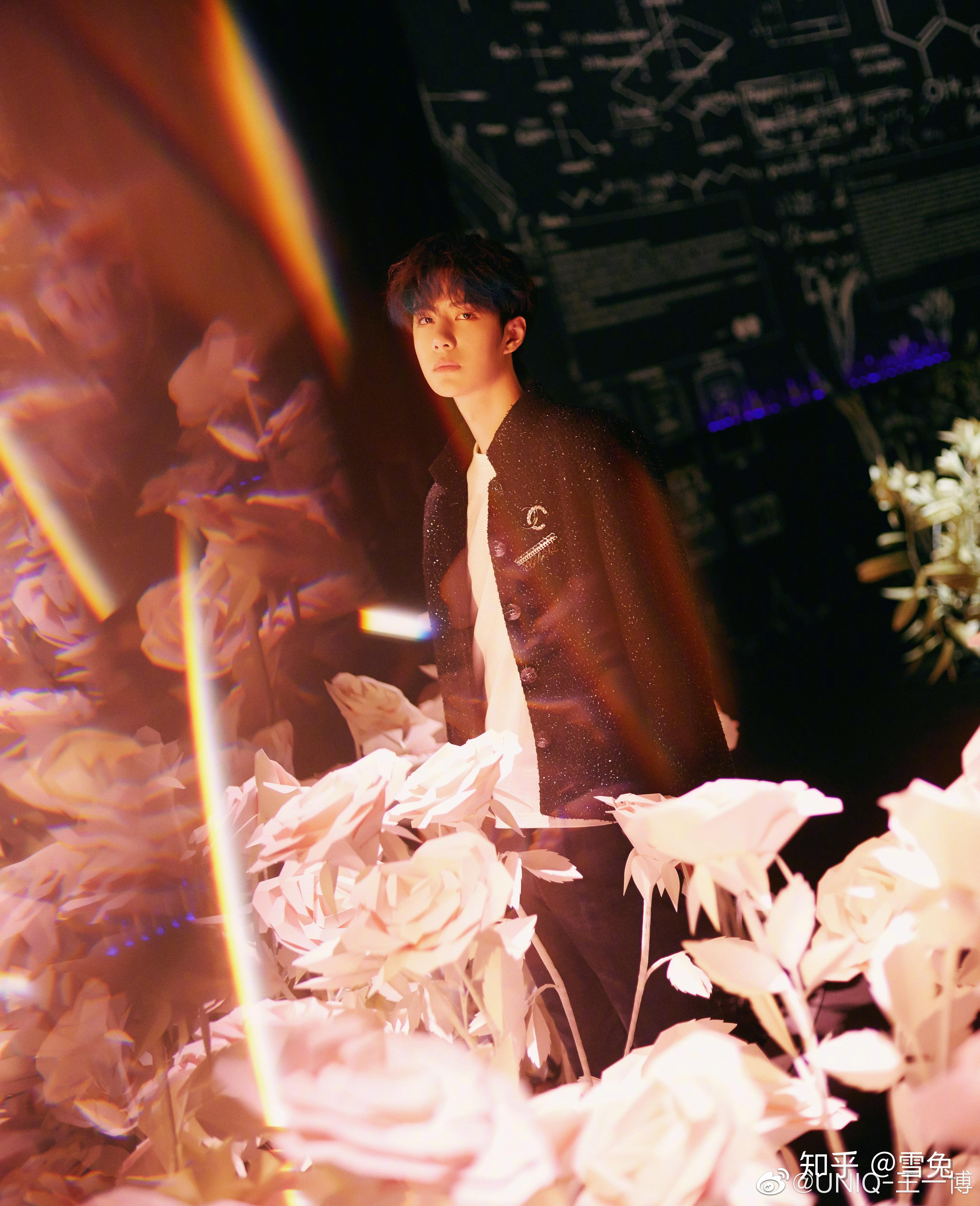 【20200322《今日博览》王一博消息汇总】--今天是超帅的魔术博!