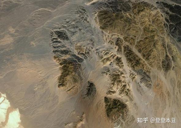 《山海经》西次四经第一十七山 西4.17-邽山 - 知乎
