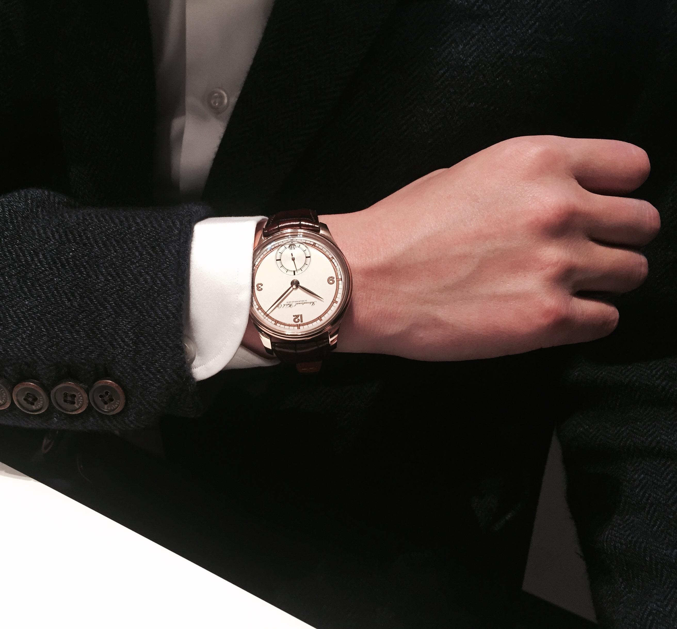 新款男士手表 防水石英钢带手表男 时尚个性商务钢带手表批发-阿里巴巴