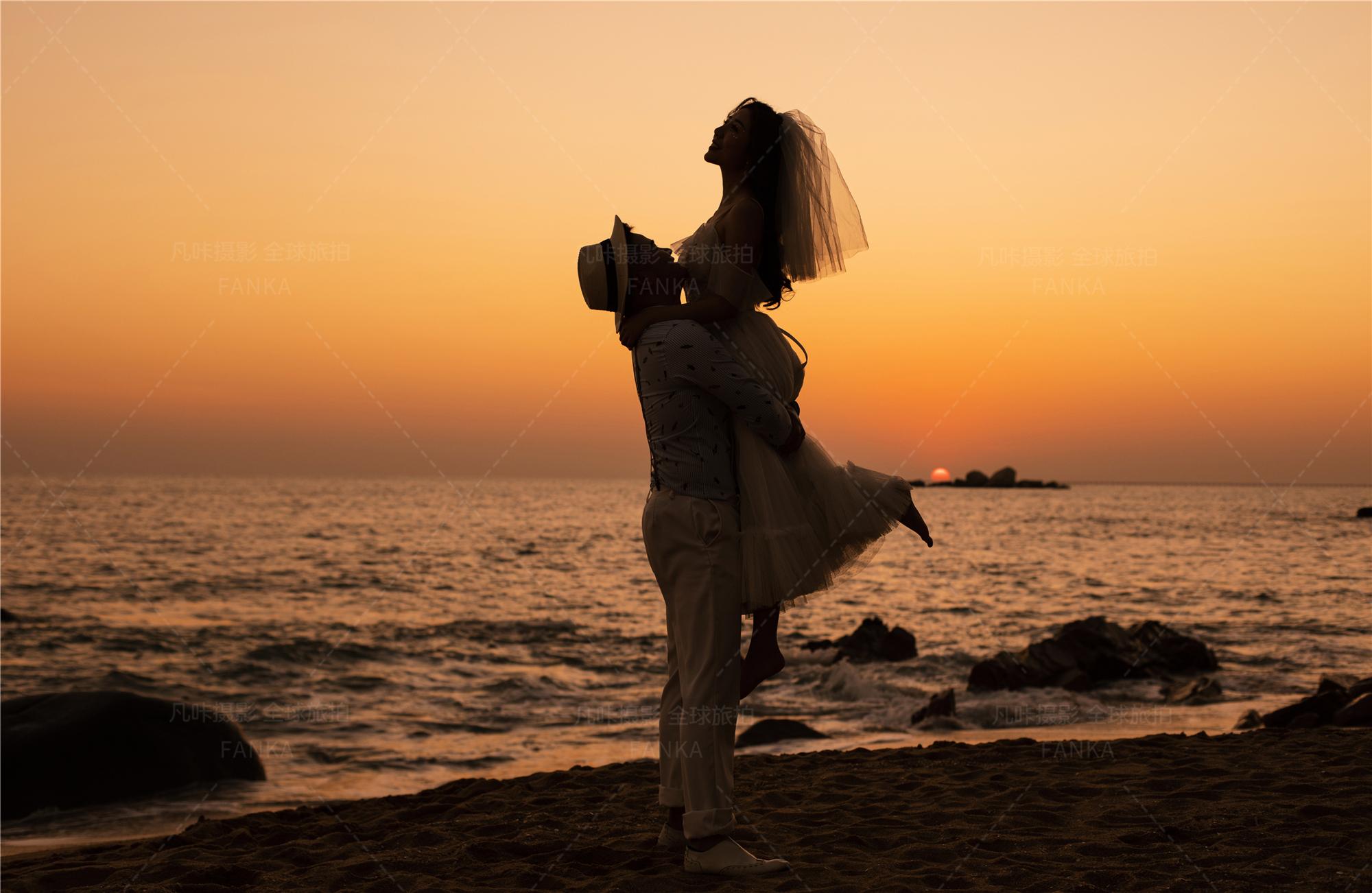 三亚蜜月旅拍婚纱照,必备的韩式,清新摆拍姿势攻略,备婚的新人们务必