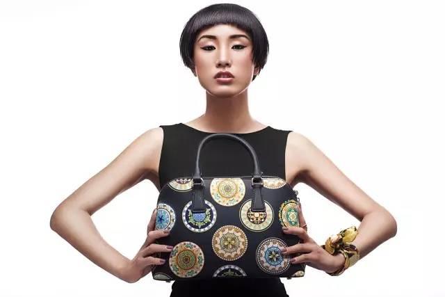 人物范燕燕她的专注让丝巾成为艺术和邦交国礼