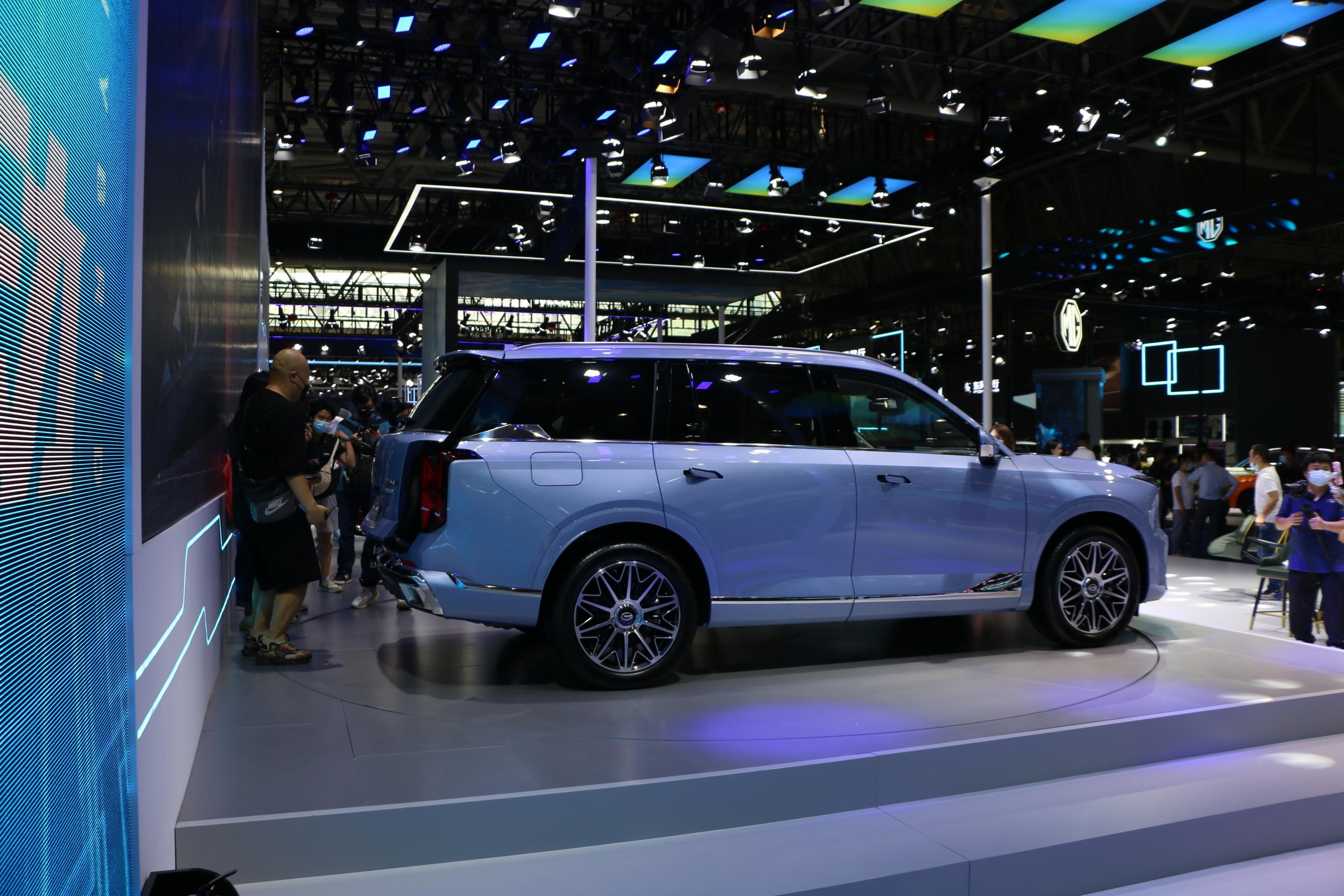 2022重庆车展传祺gs8双擎四驱旗舰版售2698万