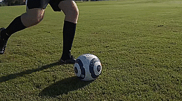 足球中八个基础射门技术