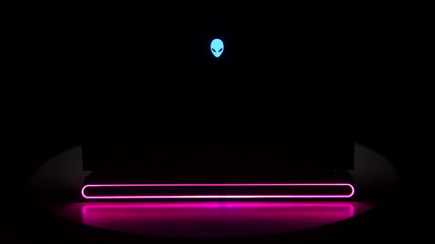 外星人ALIENWARE M17 R2评测:它变强了 也变薄了 - 知乎