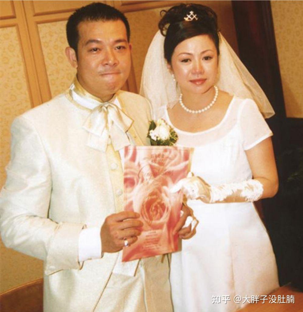 吴毅将与唐丽球婚前有过一段婚姻,大马籍前妻当时是在澳门某酒店当
