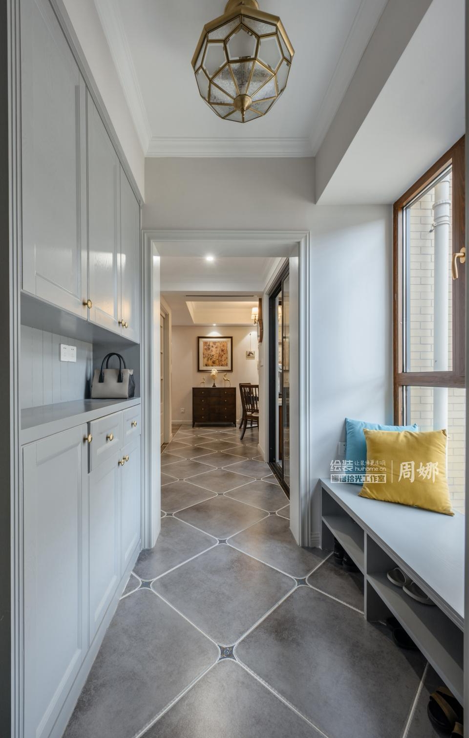 好看的门口鞋柜样式 v2-ee18f4b4fb66274730163ae15c2a44e2_r.jpg