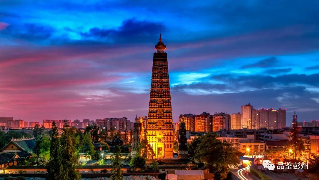 夜幕下的彭州 - 知乎