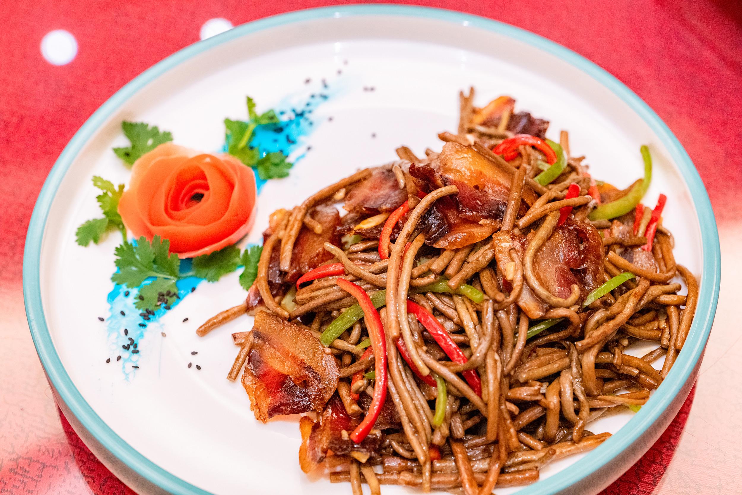 美食品鉴官的北国雪山之旅长白山篇