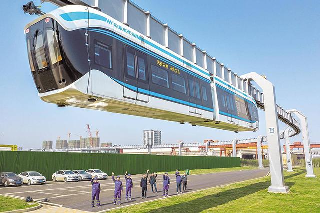 作为特色线路,包括旅游区等内部交通线路,机场航站楼间的接驳线,高铁