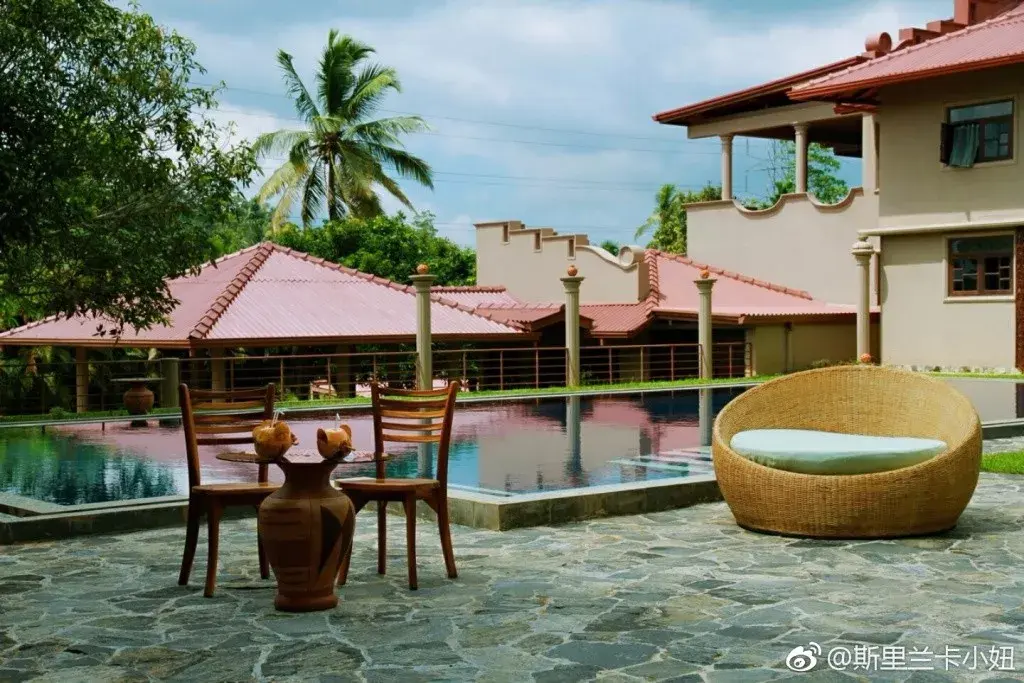 身体受损的主人在阿育吠陀疗法之后重获健康于是将自住的别墅改成酒店