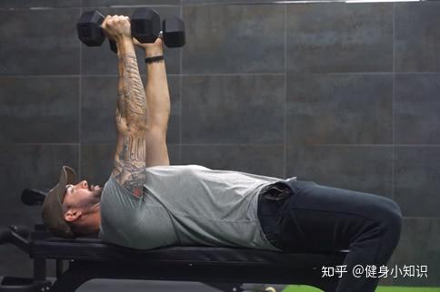 仰卧飞鸟正确做法详细图解