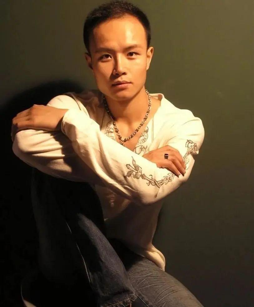 情感导师乐嘉事业巅峰期却自毁前程如今移居美国低调生活