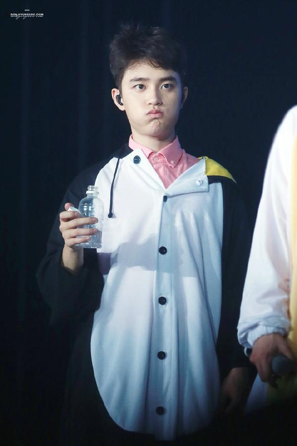 exo的鹅王(也就是都暻秀)有哪些有意思的故事?