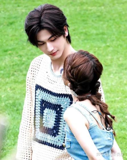 蔡徐坤回来了赵薇紧急找大师王鸥产后复出刘昊然没有私生子张凌赫白鹿