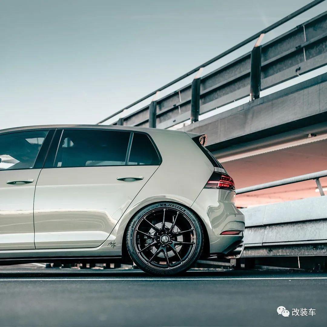 移植才是终点高尔夫r车友放弃三阶升级移植rs3发动机榨到700马力