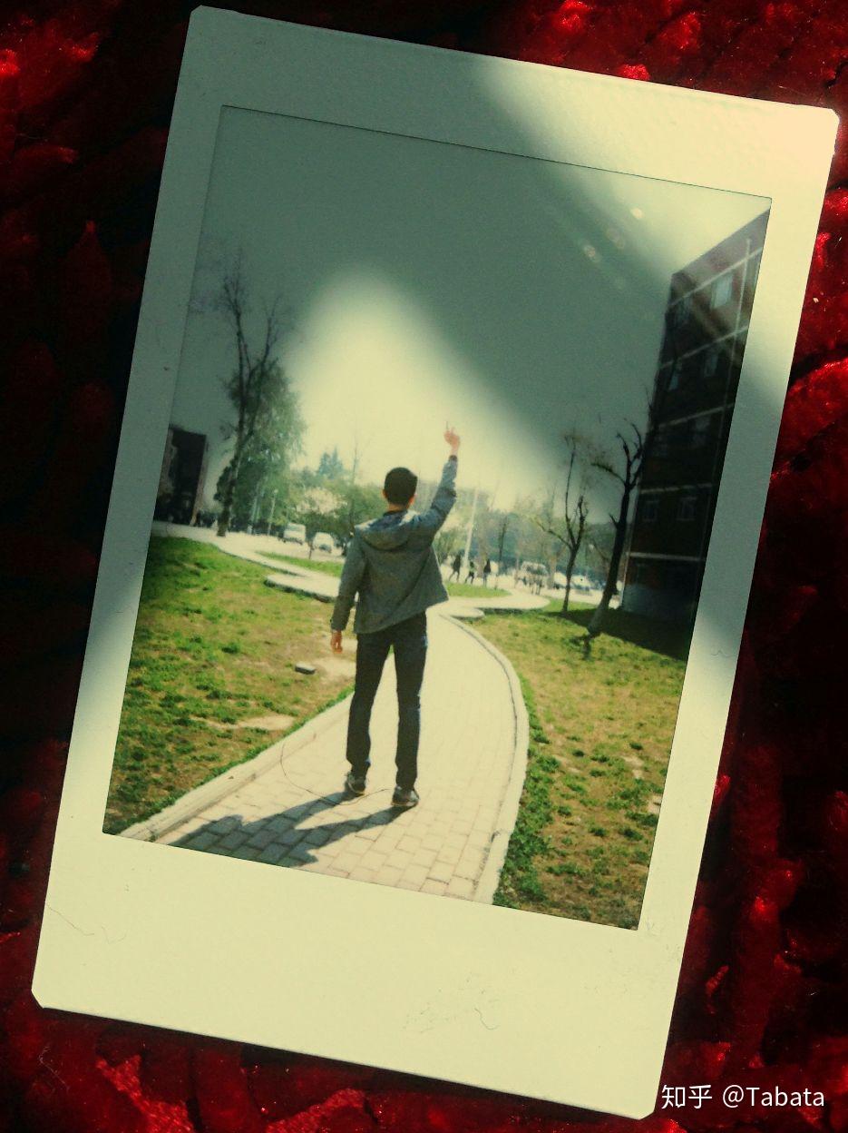 在濮阳市油田第一中学(原中原油田一中)就读是