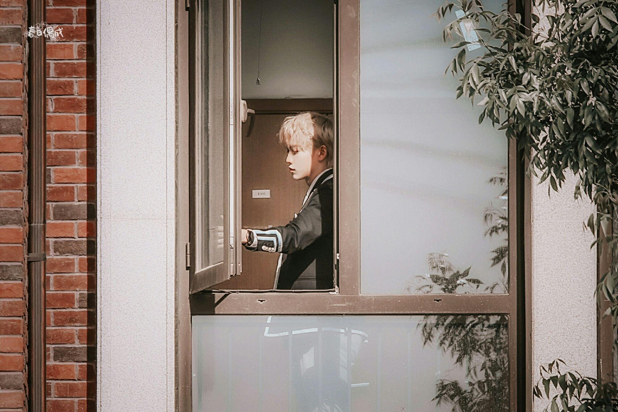 余景天壁纸照片