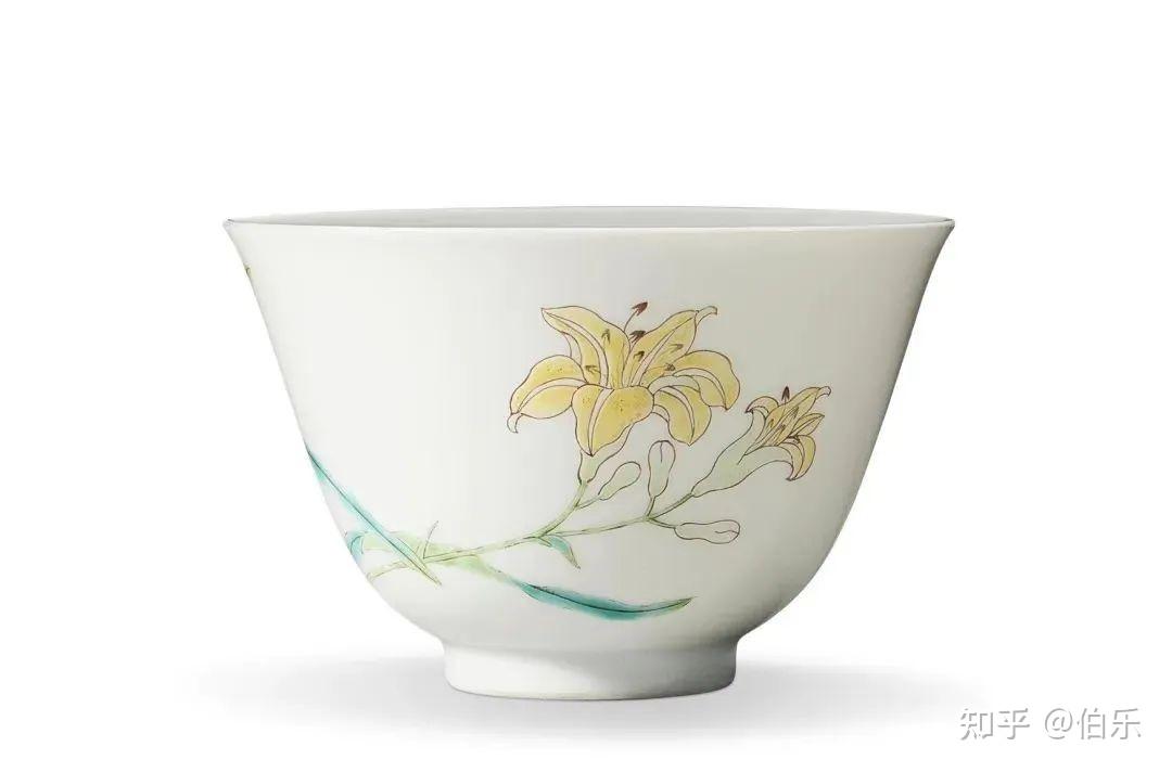 粉彩花樹紋杯 雍正御製 款 清時代 擺件 中国古玩 中国美術  A826 千万级小杯突围！2000万的大盘竟被巴掌大的“雍正小杯”抢风头- 知乎