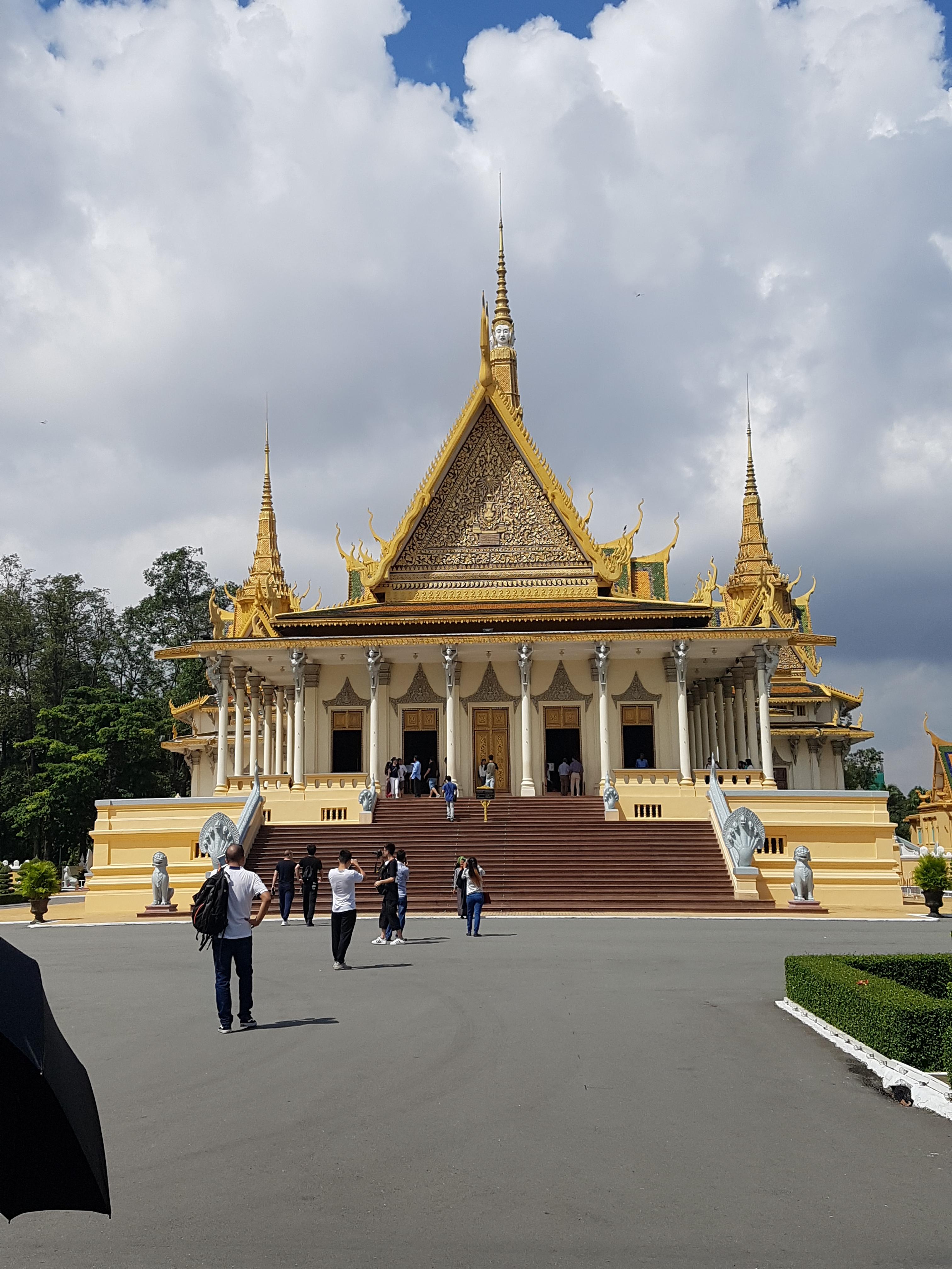 柬埔寨吴哥窟旅游攻略丨精美的寺庙浮雕，传承千年的历史文化 - 柬埔寨游记攻略【携程攻略】