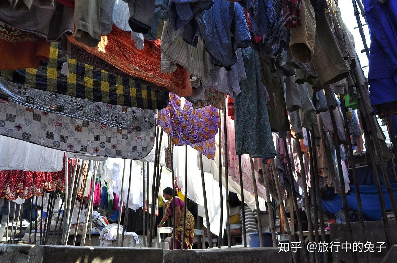 印度孟买千人洗衣场 实拍洗衣工的真实生活