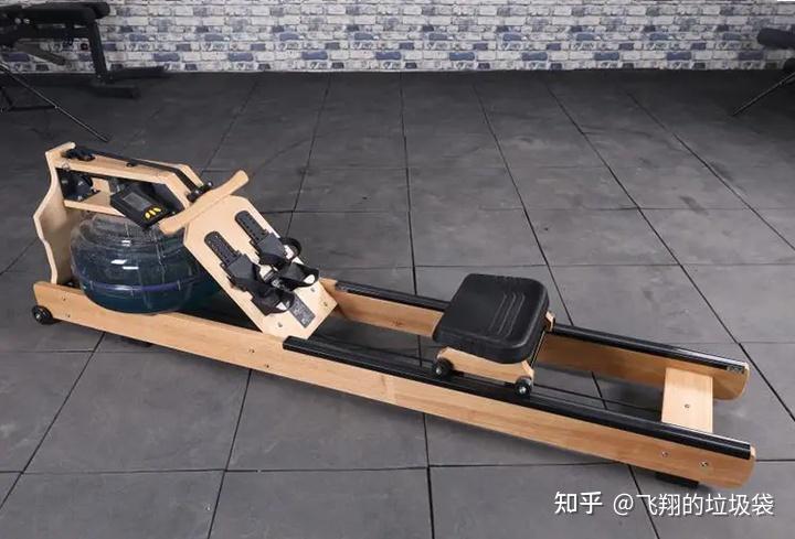 2025年居家健身推荐|椭圆机、跑步机、划船机、动感单车哪个更好？居家燃脂哪个效率最高？附超全选购攻略！