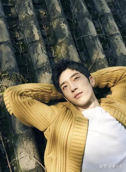 井柏然刘雯罕见合体被指确认关系未来婆婆态度转变好事将近