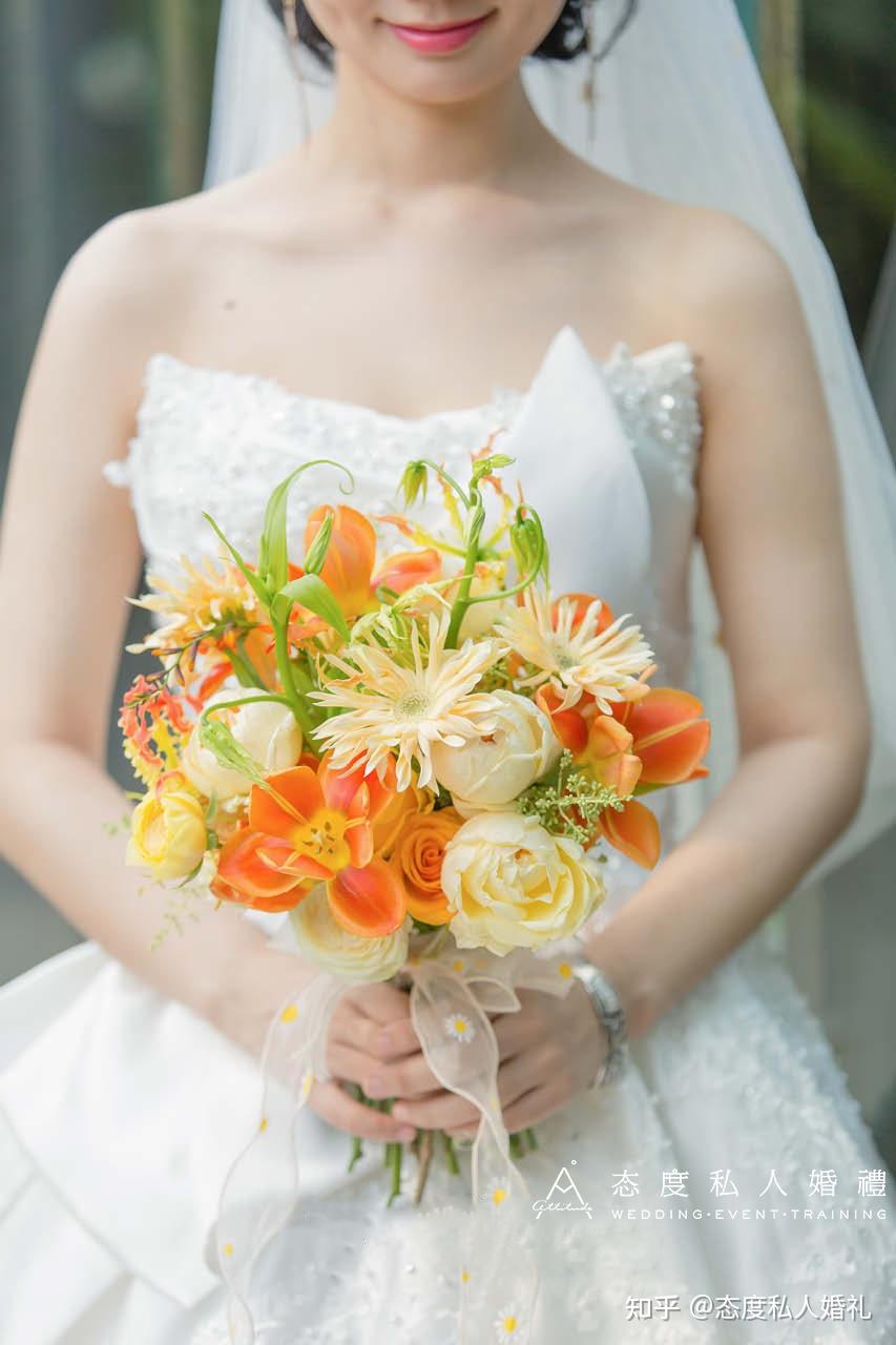 8种类型手捧花如何选择?这样搭配婚礼拍照超出片 - 知乎