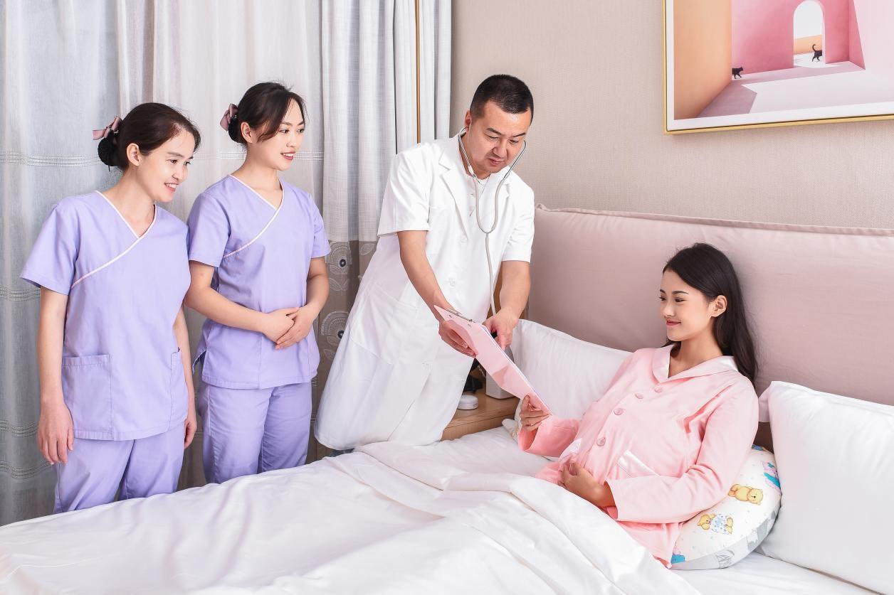 医用孕妇式病员服护士服选购注意事项