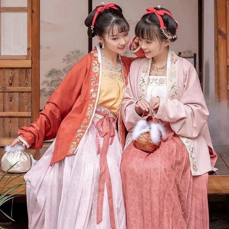 中国留学生穿「汉服」参加海外毕业典礼？多的是你不知道的事｜从入门到行家 - 知乎