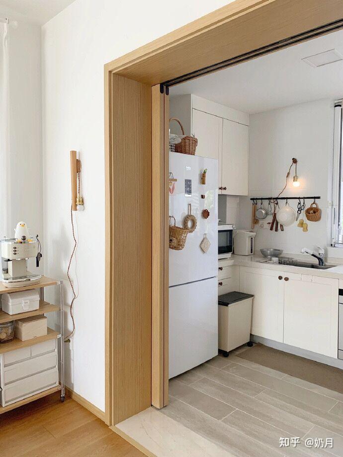 隐藏式厨房移门,自己设计的6 ㎡白色厨房