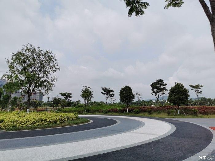 国庆小长假开上吉利icon游玩翠湖公园