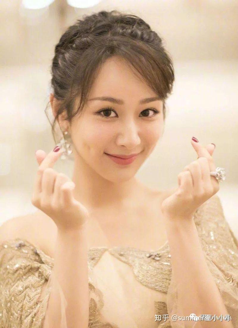 酒窝可以后天形成吗? - 知乎
