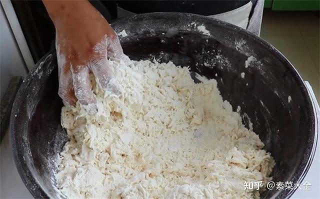 和面怎样才能做到手光、盆光、面光?详细讲解和面技巧,涨知识了 - 知乎
