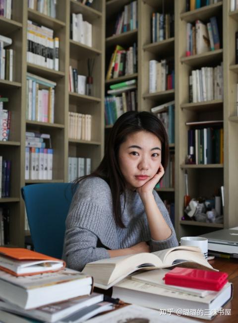 因"东京一年"被骂上热搜,清华才女蒋方舟的陨落史,让人唏嘘