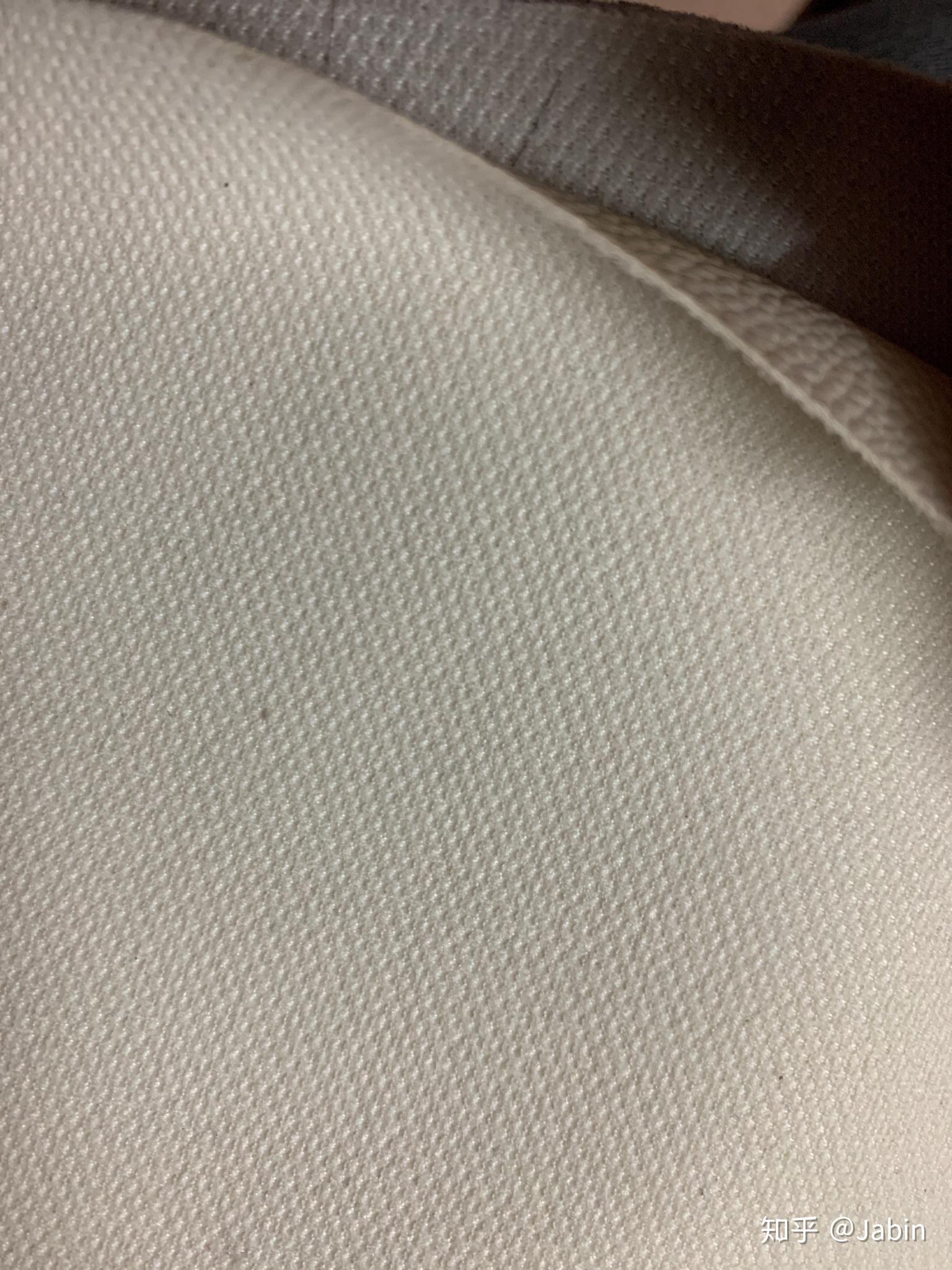 什么叫超纤皮是真皮吗 v2-f11e37896e69c8ddf7bb029d97a58f4d_r.jpg