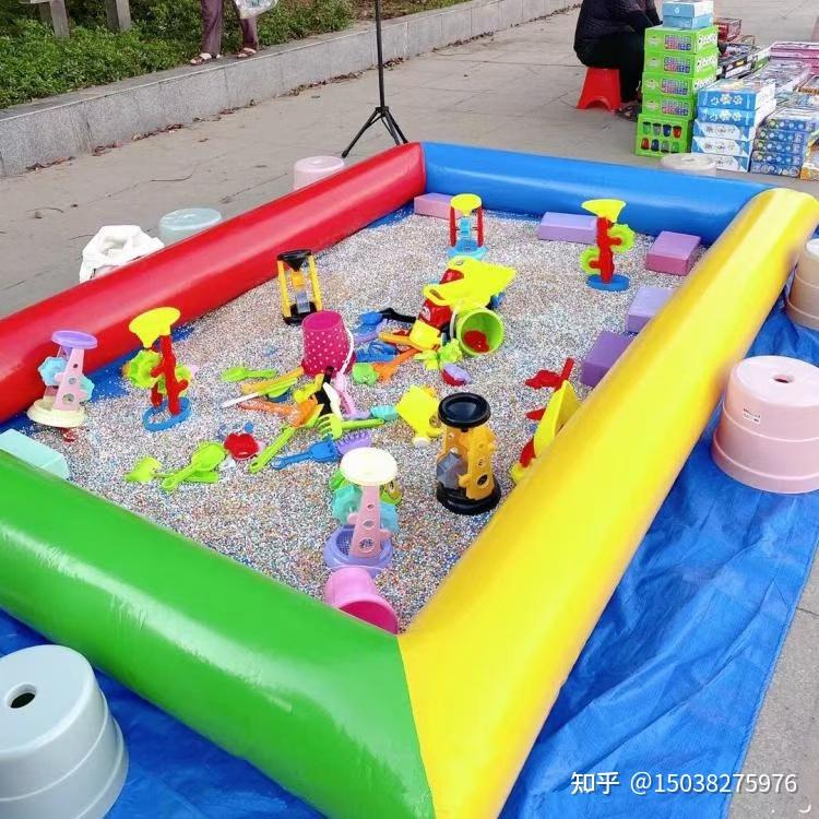 小区门口摆摊儿童沙滩池玩具一整套价格