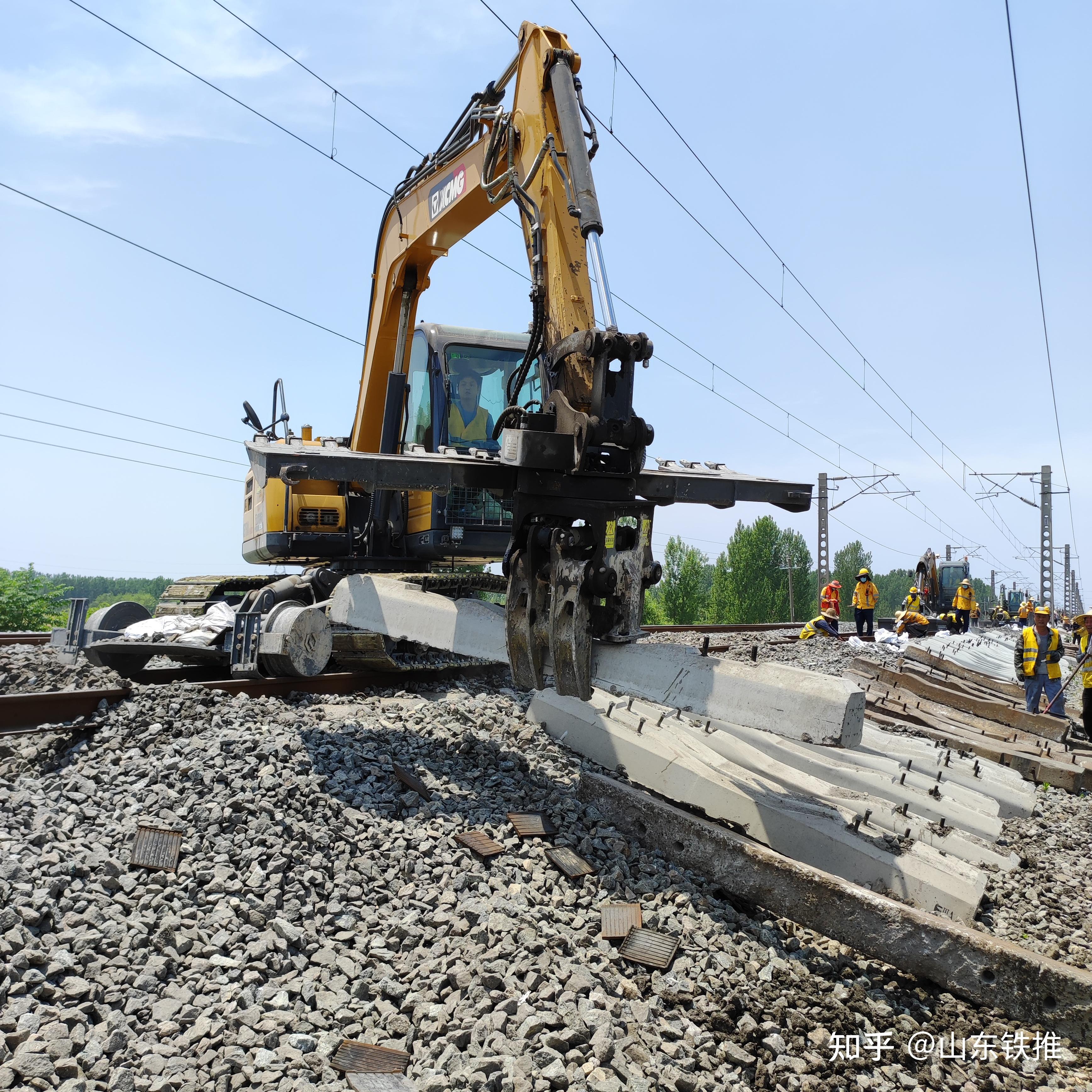 为什么要定期更换枕木 一台铁路换枕机能抵多少人工? - 知乎