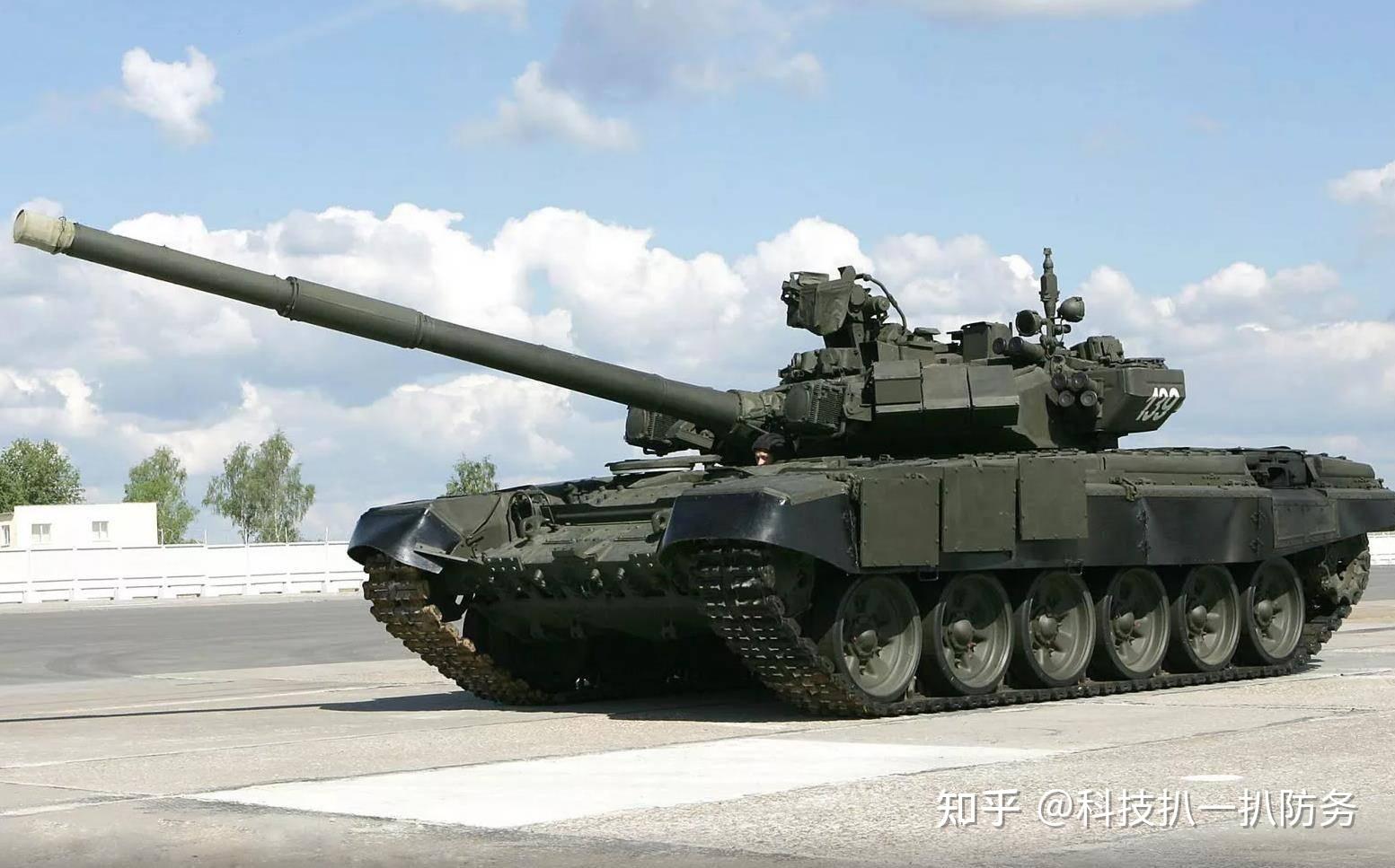 俄t90主战坦克以t72为基础而打造整体实力十分强大