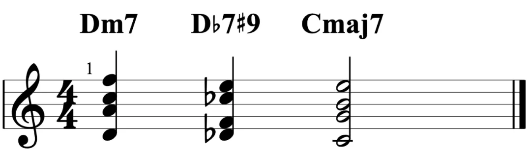 dm7b5→g7→cm7的进行中,可以使用db7#9来替代g7:能看到此时,根音的