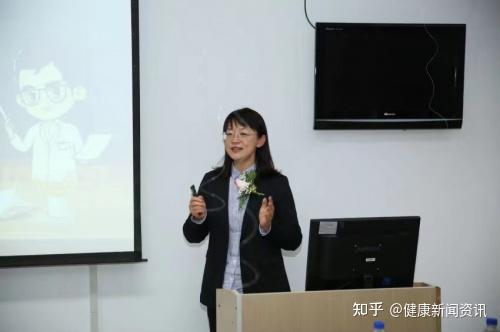 崔满华教授补充,生物标记物的检测是选择适合人群,指导治疗,评估疗效