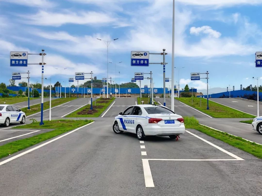 考科目二时要注意什么? - 知乎