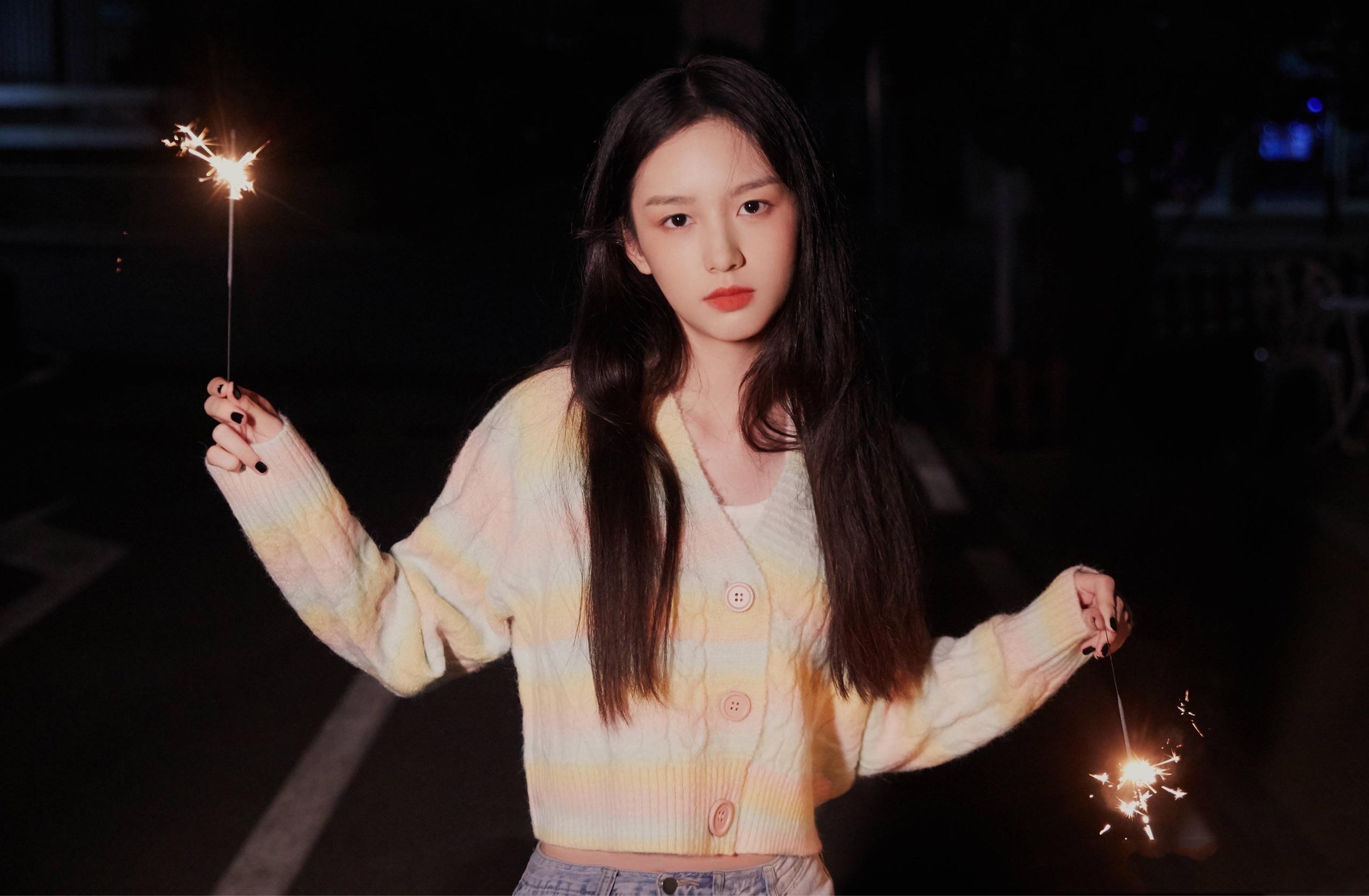 壁纸|周也高清无水印壁纸 - 知乎