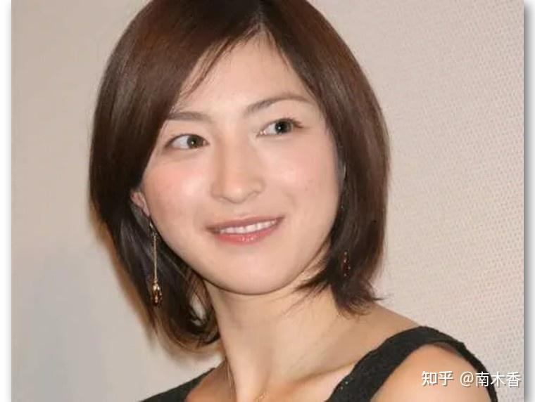 广末凉子不怕“塌房”,她早就一塌再塌,无房可塌了 - 知乎